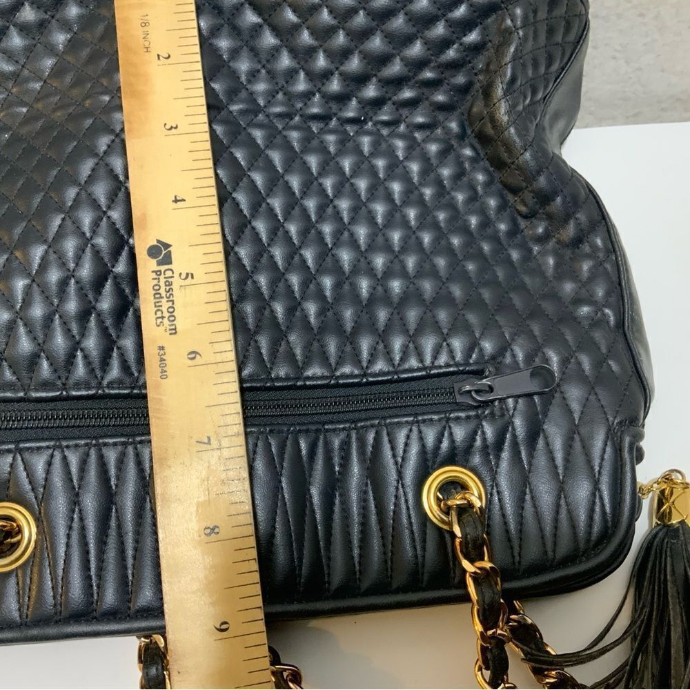 Vintage Worthington navy blue vegan leather quilted chain strap bag - Picture 13 of 15